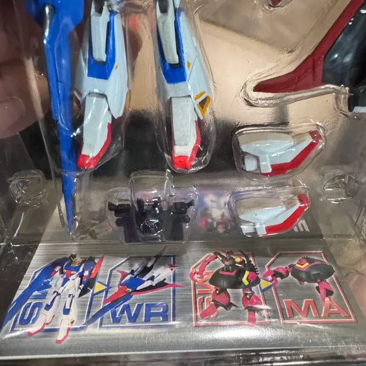[BUNJANG] Banpresto Variable Mobile Suit Z Gundam Figure / 반프레스토 가변 모빌슈트 Z건담 피규어