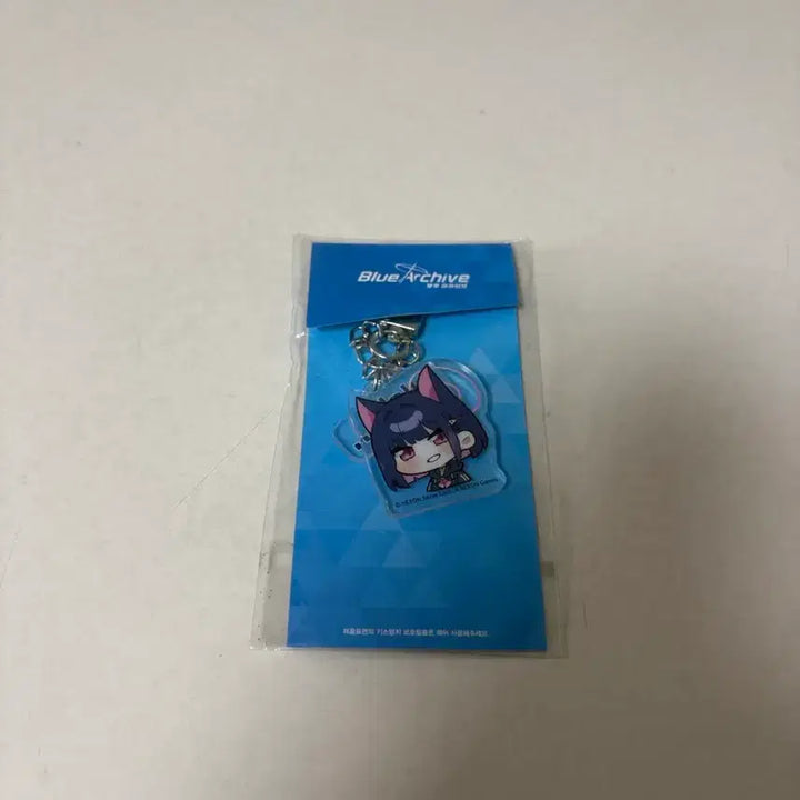 [BUNJANG] Blue Archive Kazusa Acrylic Keychain (Sealed) / (미개봉)블루아카이브 카즈사 아크릴 키링