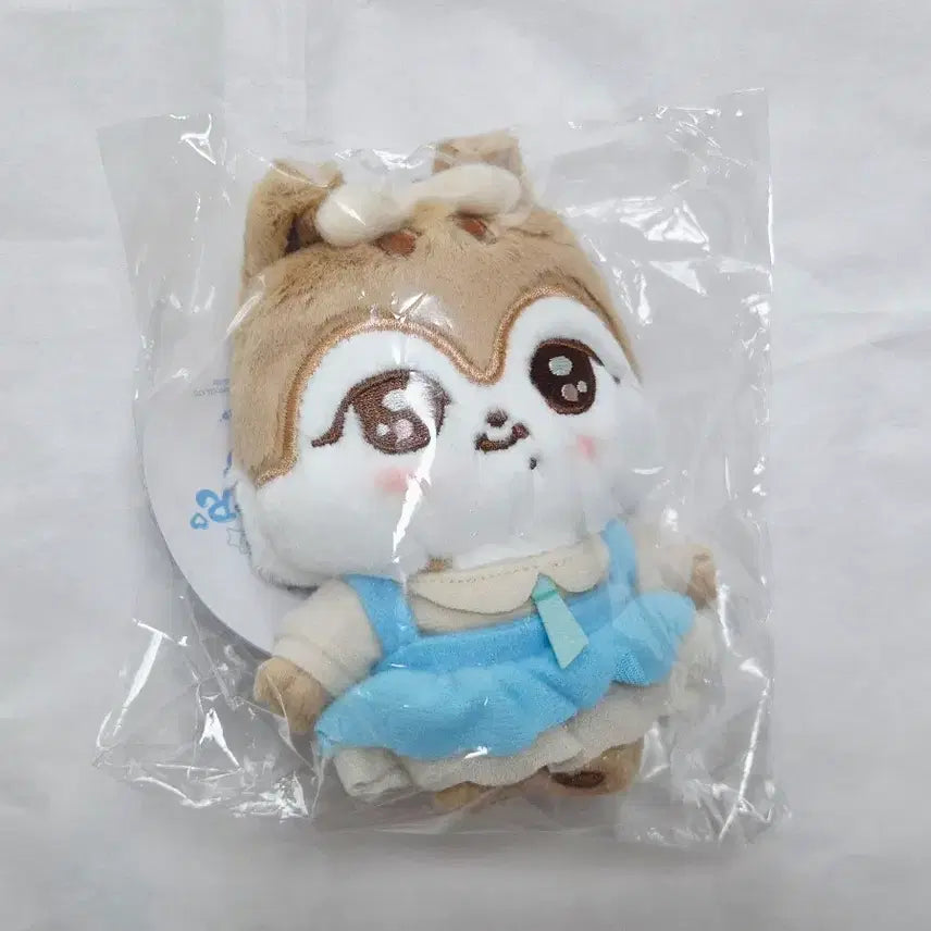 [BUNJANG] IVE Everland Mini-B Cast Plush Keyring DAL-E Gaeul Dal-i / [급처] 아이브 에버랜드 미니브 캐스트 플러시 키링 DAL-E 가을 달이