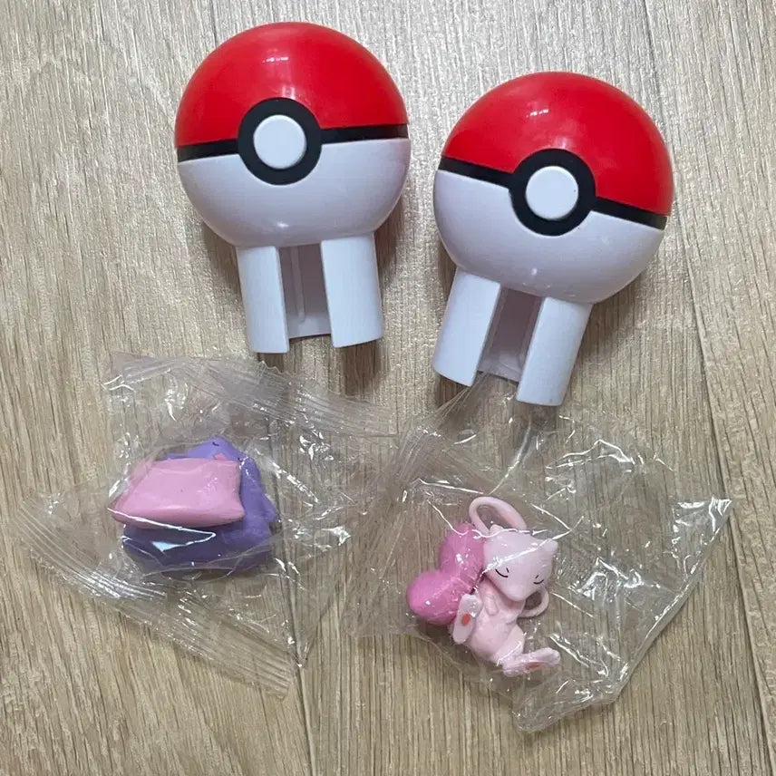 [BUNJANG] Pokemon CU Drink Figure Mew &amp; Ditto / 포켓몬스터 씨유(CU) 음료수 피규어 뮤&amp;메타몽