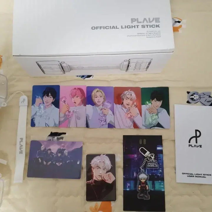 [BUNJANG] PLAVE Official Lightstick Full Set + Eunho Pixel World Keyring &amp; Photocard Set / [판매] 플레이브 응원봉 풀구성 + 은호 픽셀월드 키링 포카 세트