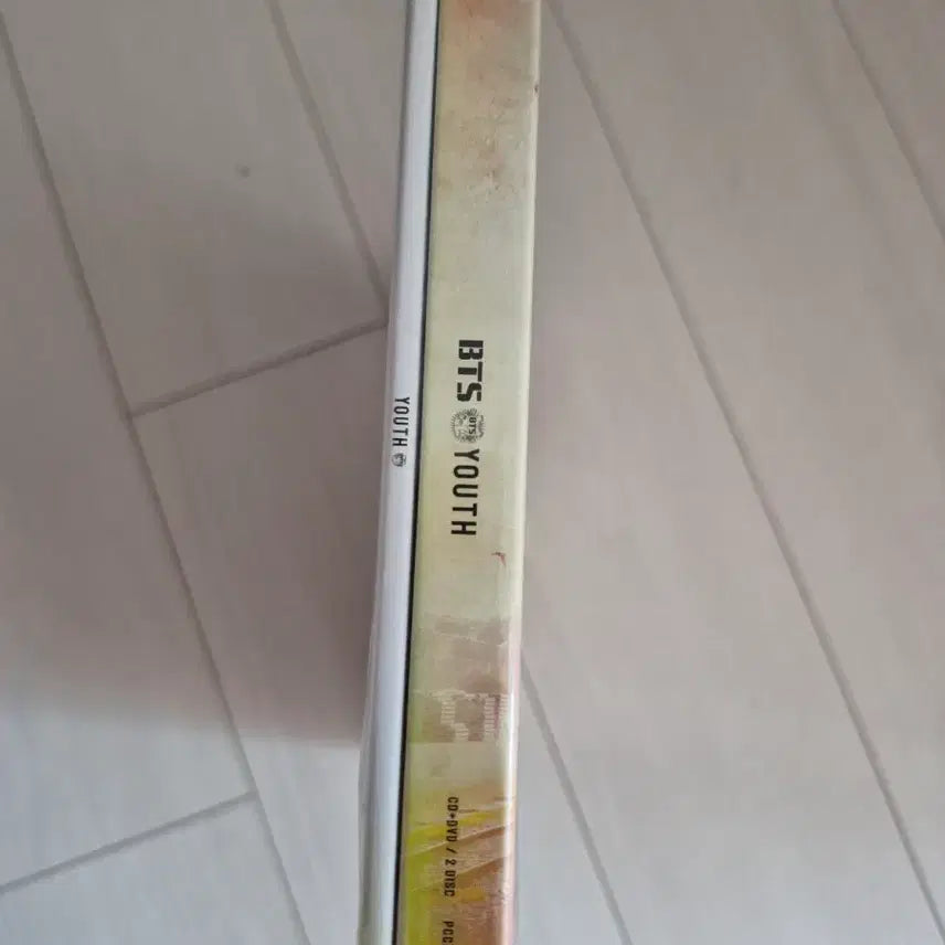 [BUNJANG] BTS YOUTH First Press Limited Edition CD+DVD / 방탄소년단 YOUTH 초회한정반 CD+DVD