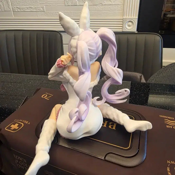 [BUNJANG] Rabbit Ear Girl Figurine / 토끼 귀 소녀 피규어