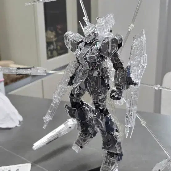 [BUNJANG] MG Nu Gundam Ver. Ka Mechanical Clear Model / MG 뉴건담 버카 메카니컬 클리어