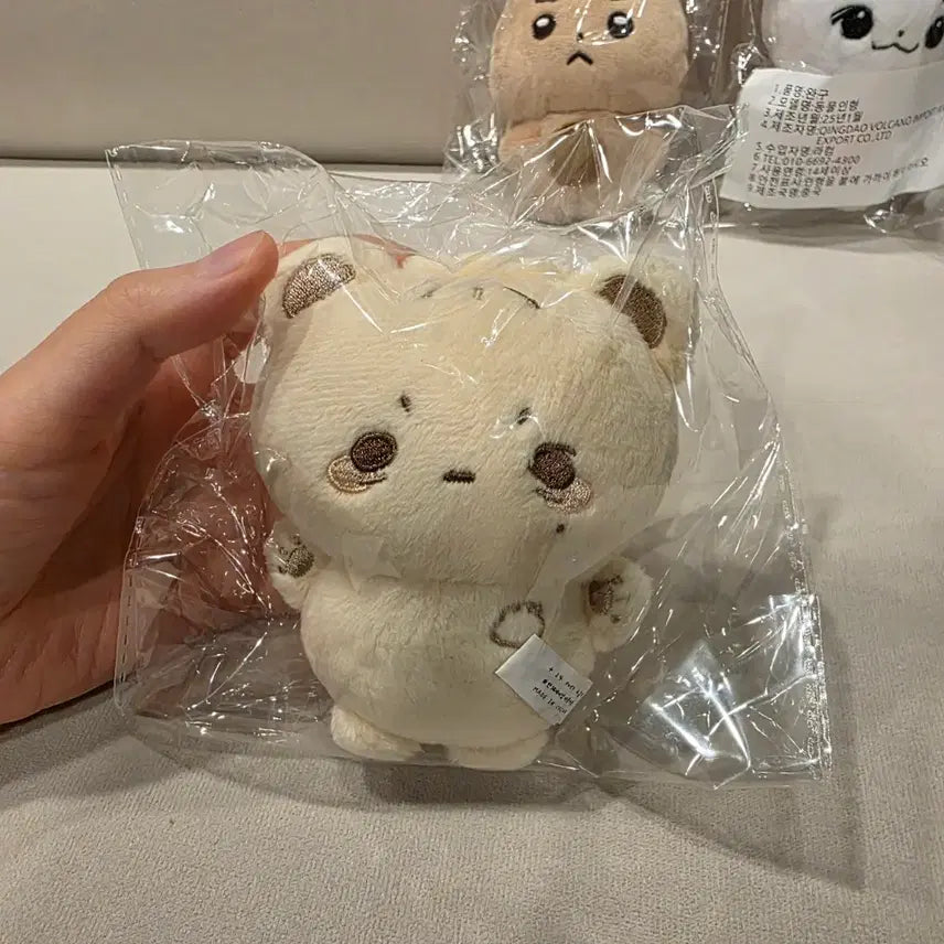 [BUNJANG] LUCY Shin Gwangil Shinmanduu Doll (Sealed) / 루시 (미개봉)신만듀 인형 양도