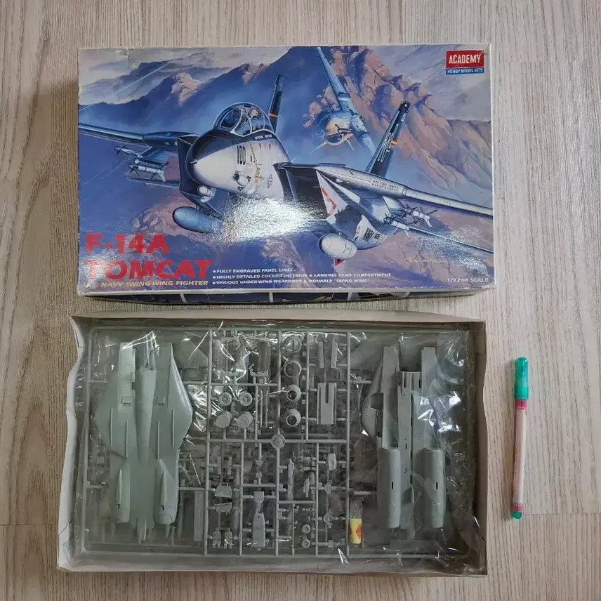 [BUNJANG] Academy F-14A Tomcat 1/72 Scale Model Kit / 아카데미 F-14A 톰캣 1/72 스케일 모형 키트