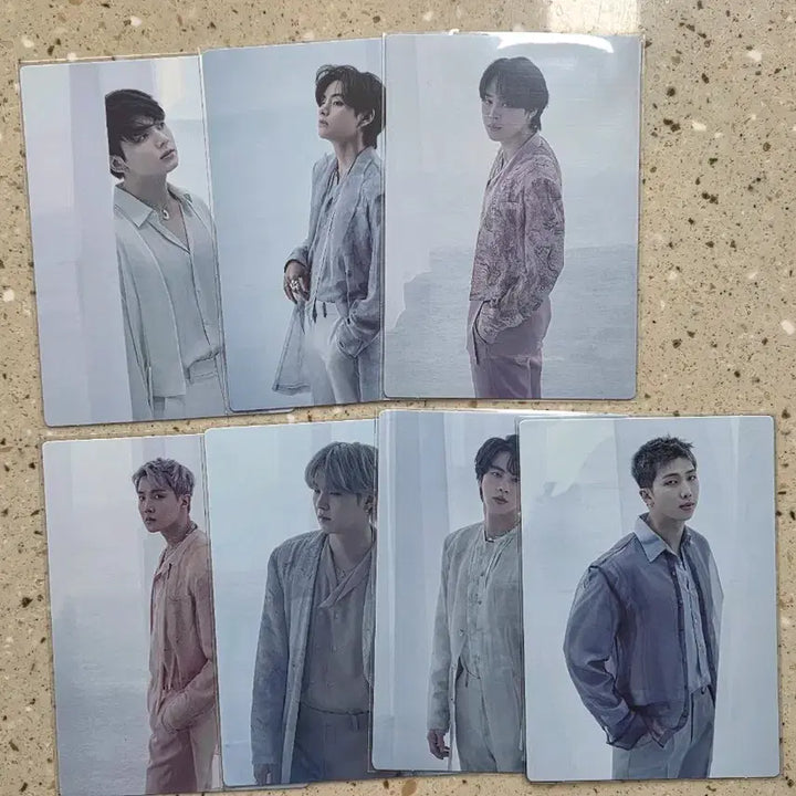 [BUNJANG] BTS Hybe Insight Exhibition Bundle Set Photocard &amp; Photocard Holder / 일괄)방탄 bts 하이브인사이트 포토카드, 포카 홀더  프루프 전시회