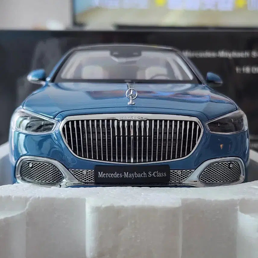 [BUNJANG] Almost Real 1:18 Mercedes-Benz Maybach S680 Vintage Blue Diecast Model / 1:18 올모스트리얼 벤츠 마이바흐 S680 빈티지블루 다이캐스트
