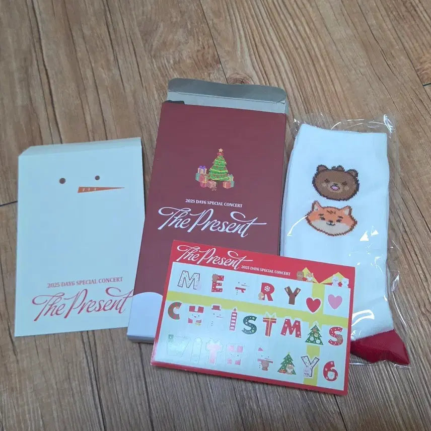 [BUNJANG] DAY6 25th Concert First Day Gift (Excludes Photocard) / 데이식스 25 클콘 첫콘 기프트(포카 X)