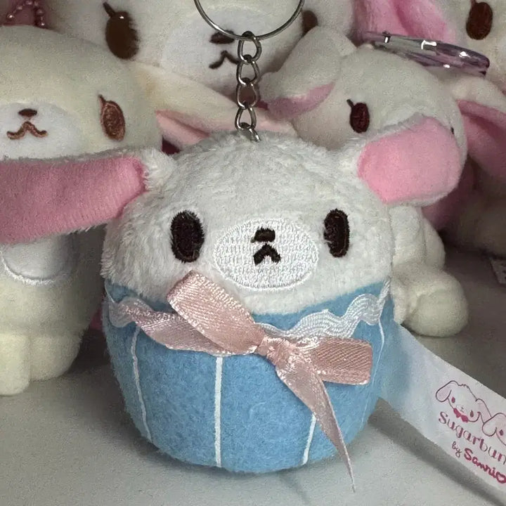 [BUNJANG] Classic Cupcake Shirousa Sugarbunnies Spinns Mejilushi Doll Keychain Gacha / 고전 컵케이크 시로우사 슈가바니즈 스핀즈 메지루시 인형 파우치 가챠