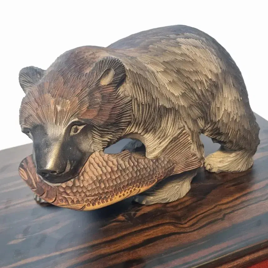 [BUNJANG] Japanese Hokkaido Salmon Bear Wood Carving Sculpture - 31cm / 일본 홋가이도 연어 곰 목공예 조각품 - 31cm