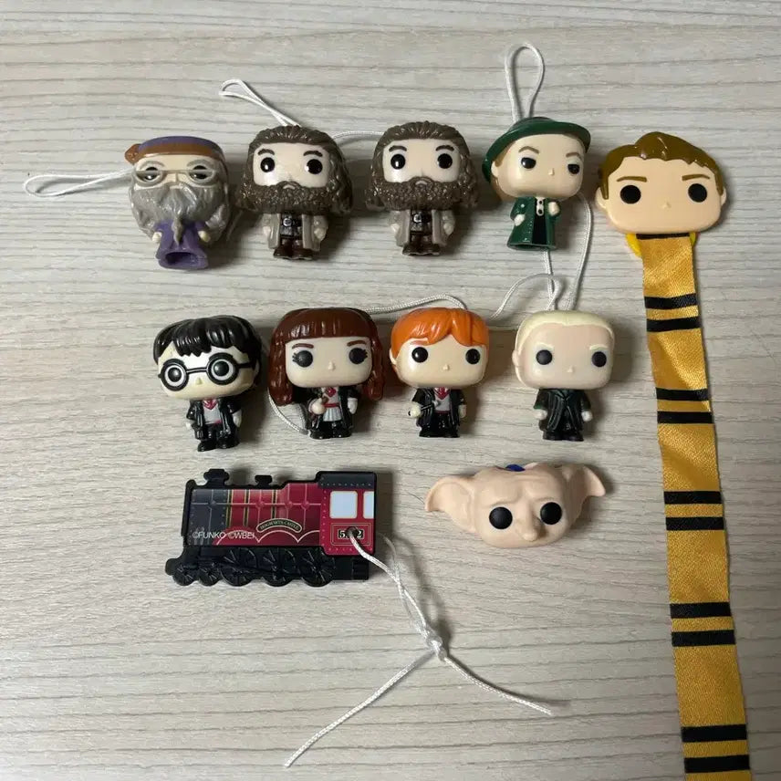 [BUNJANG] Harry Potter Kinder Joy Bundle Set / 해리포터 킨더조이 일괄