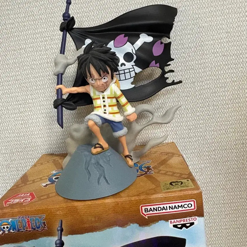 [BUNJANG] Bandai Namco One Piece World Collectable Monkey D. Luffy Figure / 반다이남코 원피스 월드 콜렉터블 피규어 몽키 D 루피
