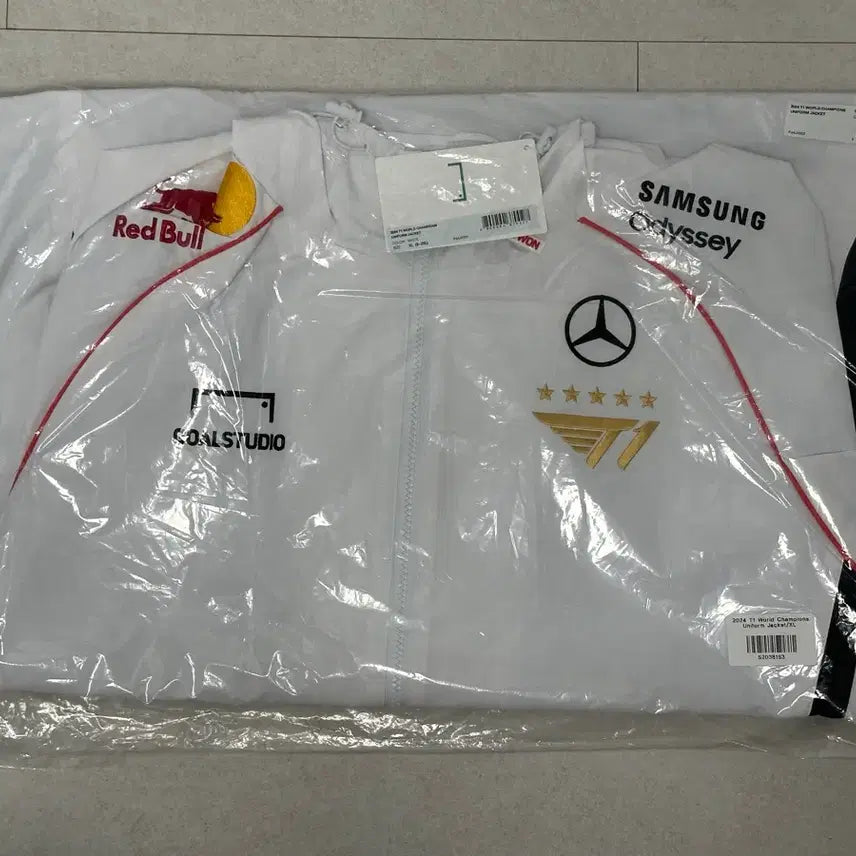 [BUNJANG] T1 2024 Worlds Championship 5-Star Uniform Jacket XL / (미개봉)T1 티원 2024 월즈우승 5성 유니폼 자켓 XL사이즈