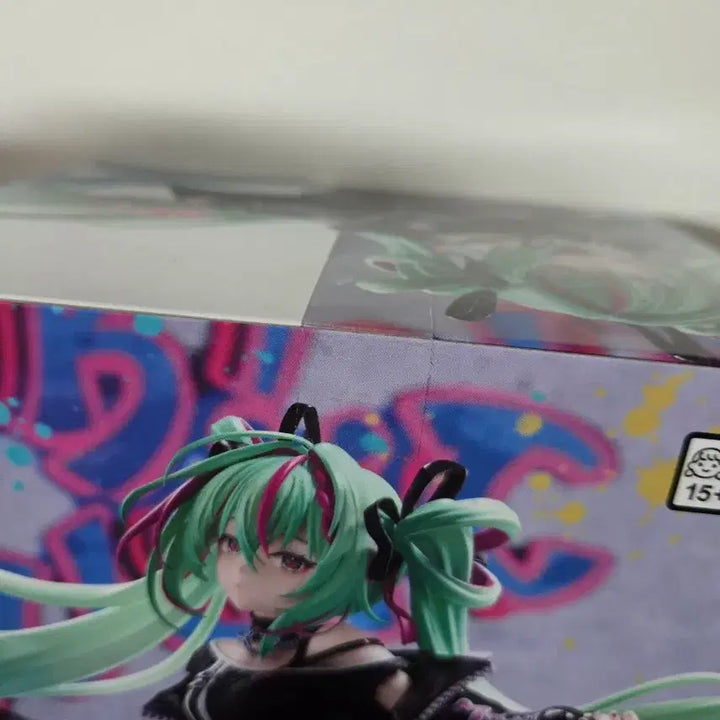 [BUNJANG] Hatsune Miku Figure Punk! Version (Sealed) / 하츠네 미쿠 피규어 미개봉
