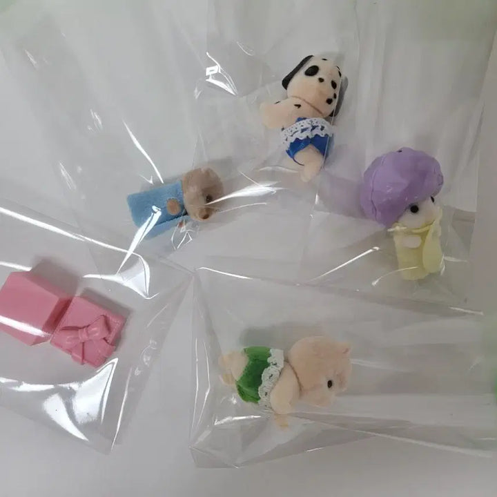 [BUNJANG] Sylvanian Families Blind Bag Bundle Set: Baby Dalmatian, Alpaca, Marshmallow Mouse, Otter / 일괄)실바니안  블라인드백 아기 달마시안 알파카 마시멜로 쥐 수달(해달)
