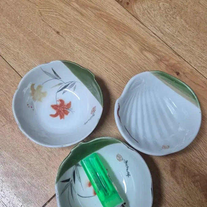 [BUNJANG] Retro Flower Shell Small Dish Set (3 Types) / 근대사 종지 접시 3종 세트 꽃무늬 쉘 모양