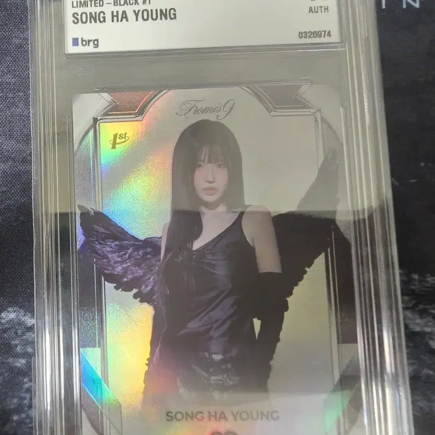 [BUNJANG] fromis_9 Tereka Song Hayoung Limited Edition Black / 프로미스나인 테레카 송하영 리미티드 에디션 블랙 양도