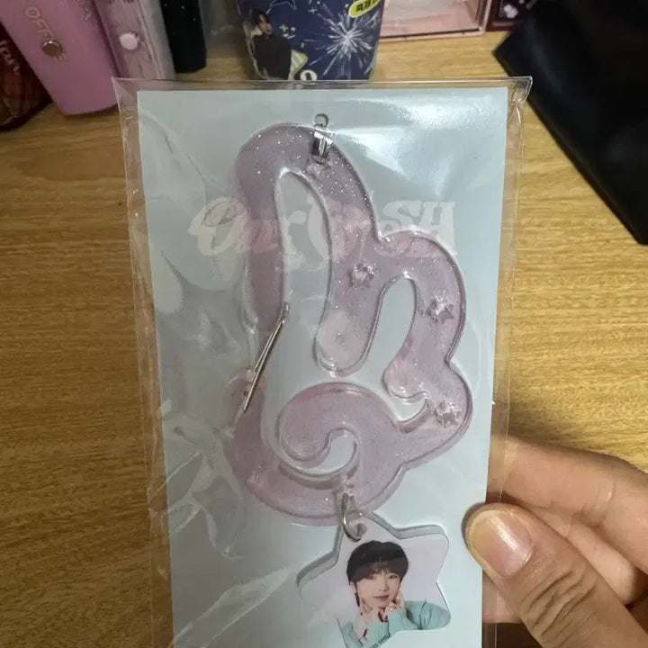 [BUNJANG] NCT WISH Sakuya Carabiner / 엔시티위시 사쿠야 카라비너