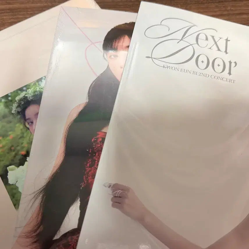 [BUNJANG] Kwon Eun Bi Bundle Set Photobook / 권은비 포토북 일괄 판매