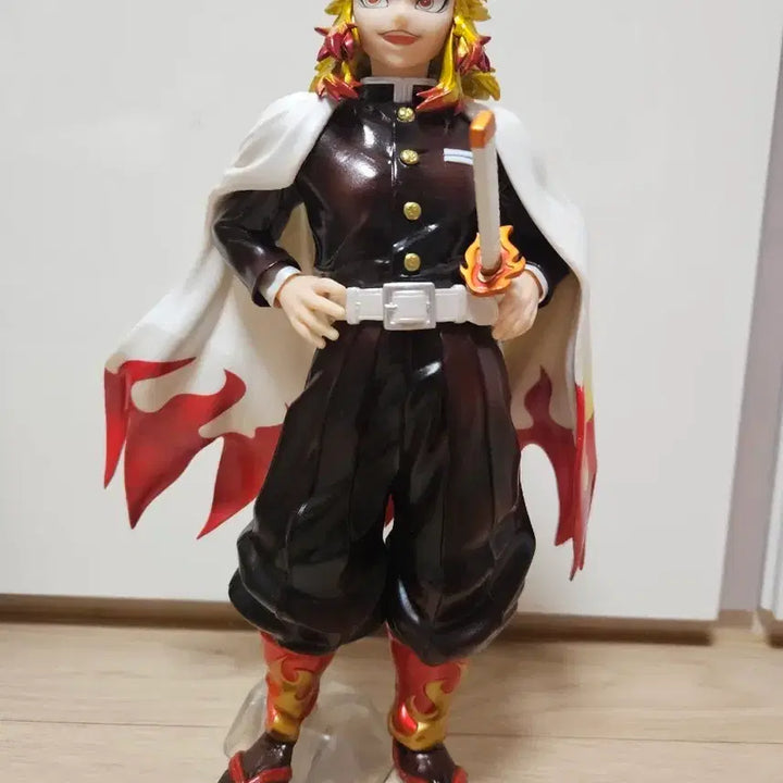 [BUNJANG] Demon Slayer Kyojuro Rengoku Figure / 귀멸의 칼날 렌고쿠 쿄쥬로 피규어
