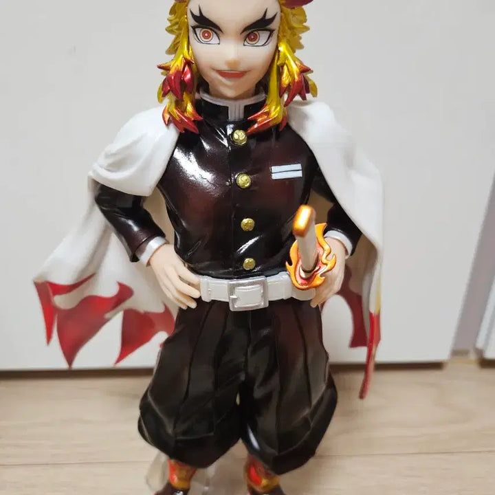 [BUNJANG] Demon Slayer Kyojuro Rengoku Figure / 귀멸의 칼날 렌고쿠 쿄쥬로 피규어