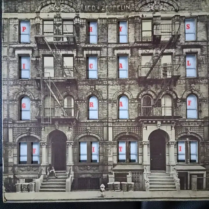 [BUNJANG] Led Zeppelin Physical Graffiti LP Vinyl Record (1975 UK Pressing) / 레드 제플린의 명반 Physical Graffiti LP-UK