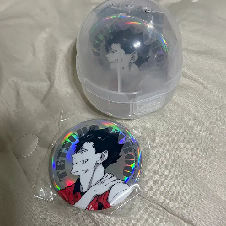 [BUNJANG] Haikyuu!! Tetsuro Kuroo Hologram Can Badge / 하이큐 - 쿠로오 홀로그램 캔뱃지