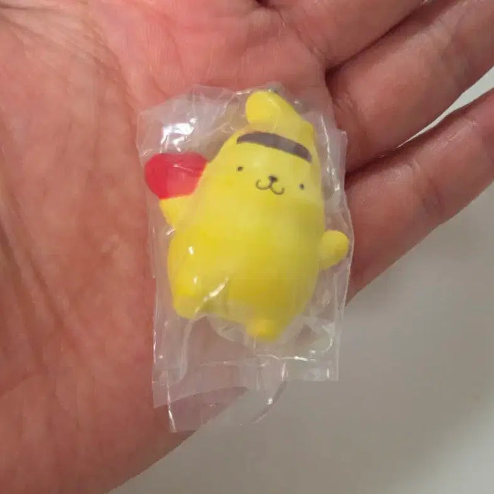 [BUNJANG] Sanrio Pompompurin Set: Capsule Stick Lightstick + Mimi Heart Keyring / 산리오 폼폼푸린 세트 캡슐스틱 응원봉 + 미미하트키링 폼폼푸린