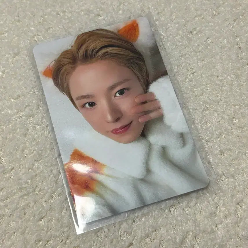 [BUNJANG] NCT WISH Music Wave Animal Pajama Photocard Yushi / 엔시티위시 멜론 뮤직웨이브 동물잠옷포카 유우시