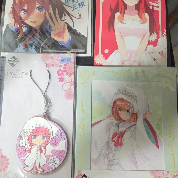 [BUNJANG] The Quintessential Quintuplets Bundle Set Merchandise / 5등분의 신부 굿즈 일괄 판매 합니다.