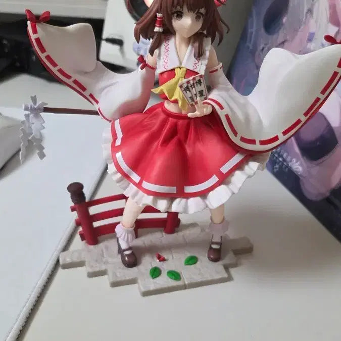 [BUNJANG] Tenitol Reimu Figure / tenitol 레이무 피규어팝니다