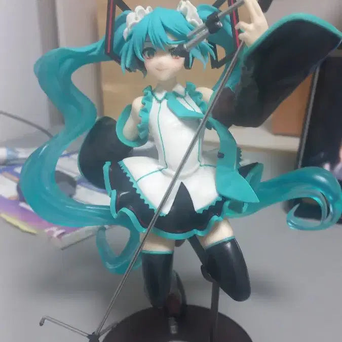 [BUNJANG] AMP Hatsune Miku 2023 Birthday Figure / 2023 amp 하츠네 미쿠 생일 피규어