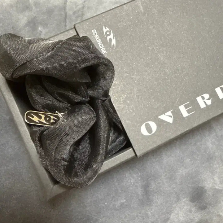 [BUNJANG] MONSTA X I.M Overdrive MD Scrunchie (Photocard Not Included) / 몬스타엑스 아이엠 오버드라이브엠디 스크런치 (포카x)