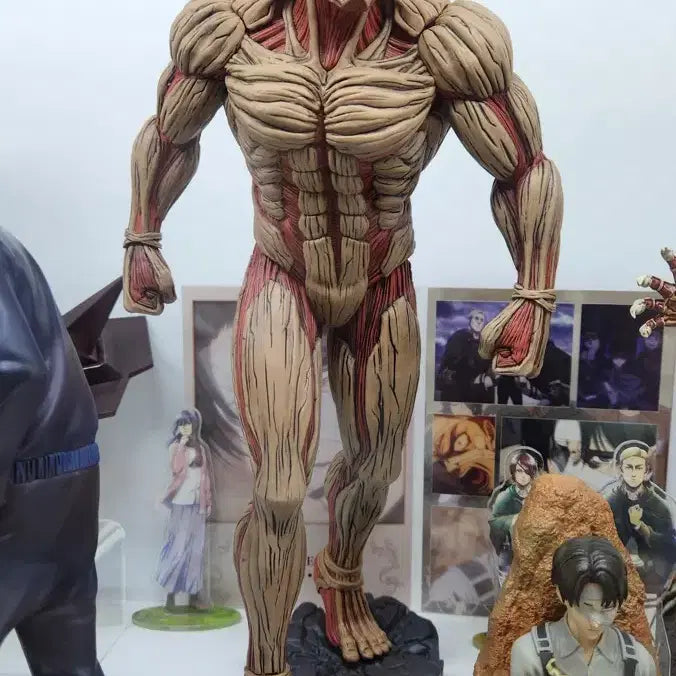 [BUNJANG] Attack on Titan Armored Titan A Prize Figure (Opened) / 진격의거인 제일복권 갑옷거인 a상 개봉팝니다(당일발송)
