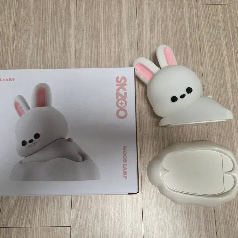 [BUNJANG] SkiZoo Rabbit Mood Lamp / 스키주 리빗 무드등 판매합니다
