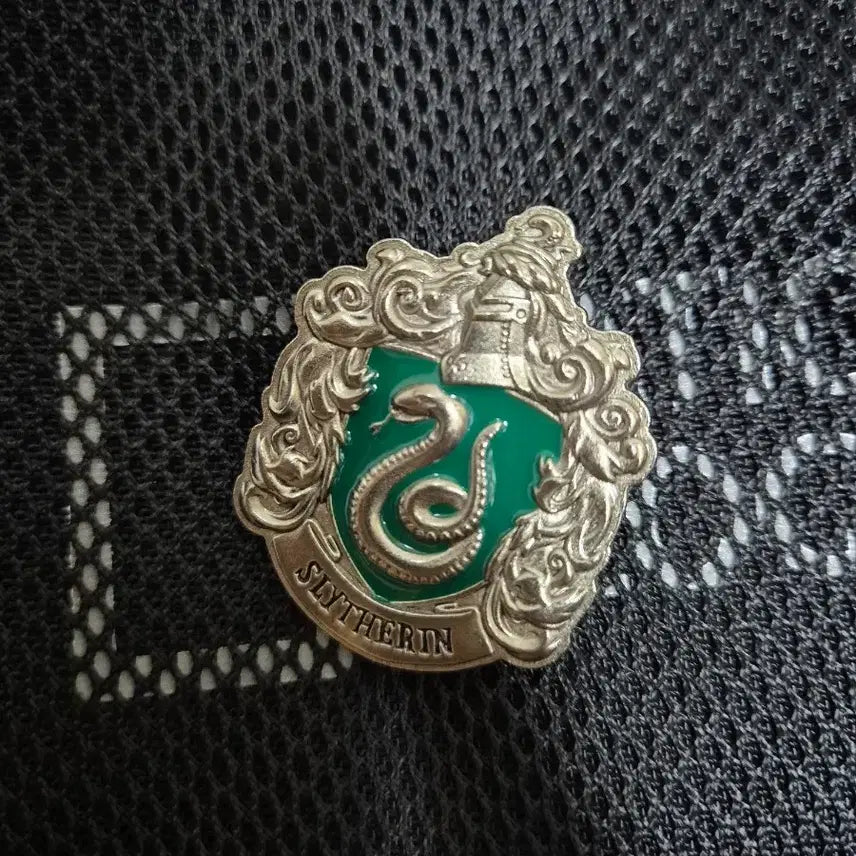 [BUNJANG] Harry Potter Slytherin Gacha Badge / 해리포터 슬리데린 가챠 뱃지
