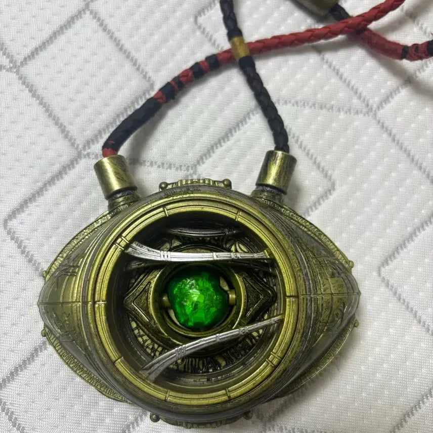 [BUNJANG] Hasbro Marvel Legends Eye of Agamotto / 해즈브로 마블 레전드 닥터 스트레인지 아가모토의 눈
