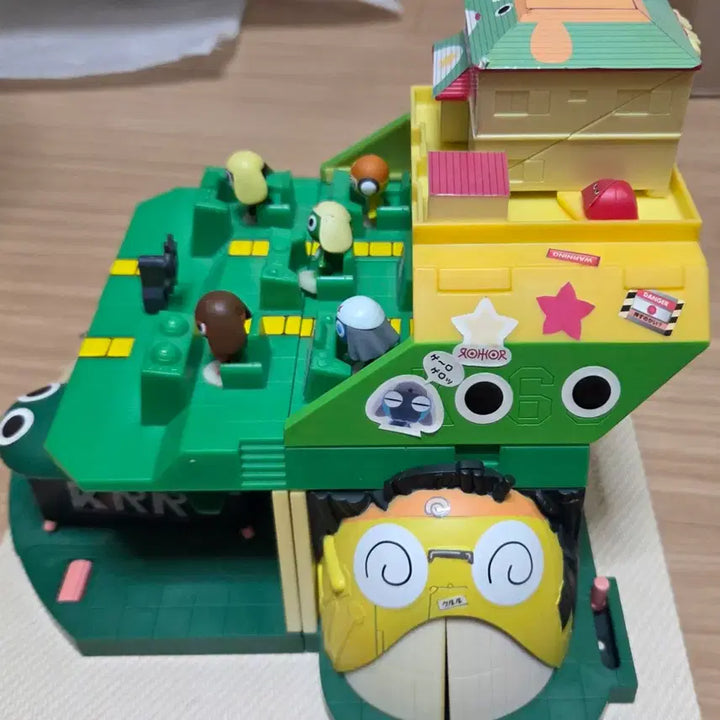 [BUNJANG] Keroro Secret Base Mechanism Working Toy Figure DX / 케로로 비밀기지 메커니즘 작동완구 장난감 피규어 dx