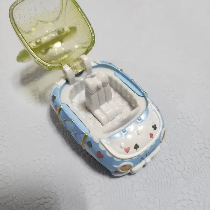 [BUNJANG] Tomica Disney Motors Ribonet Alice Jewelry Way / 토미카 디즈니 모터스 쥬얼리웨이 리보넷 앨리스