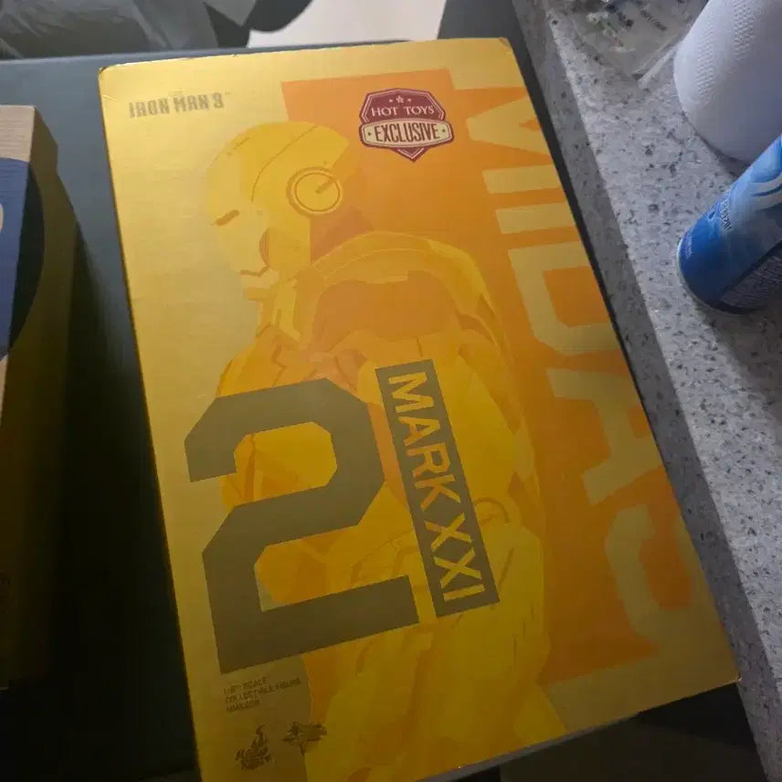 [BUNJANG] Hot Toys Iron Man Mark XXI Midas (Gold Ver.) Figure / 핫토이 피규어 골드 아이언맨 마크21 미다스