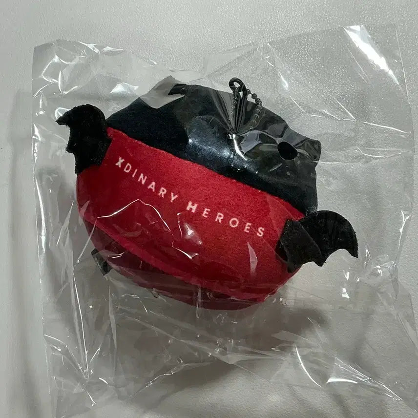 [BUNJANG] Xdinary Heroes 3rd Gen Villains In-Ring Doll Keychain / (새상품) 엑디즈 3기키트 빌런즈 인형키링