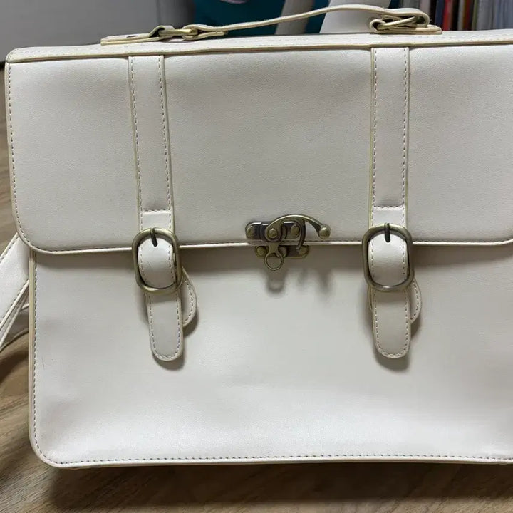 [BUNJANG] Wego A4 Ita Bag / 위고 이타백 A4