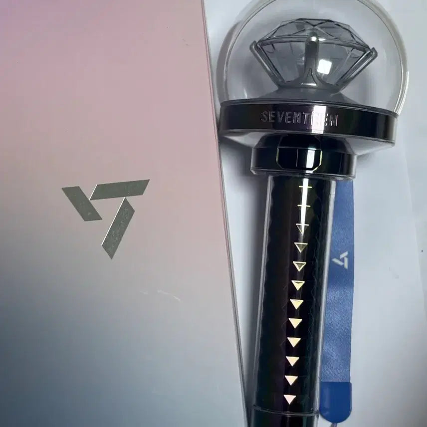 [BUNJANG] SEVENTEEN Carat Bong 3rd Gen Rechargeable Fan Light Stick / 캐럿봉 3세대/ 충전식 배터리