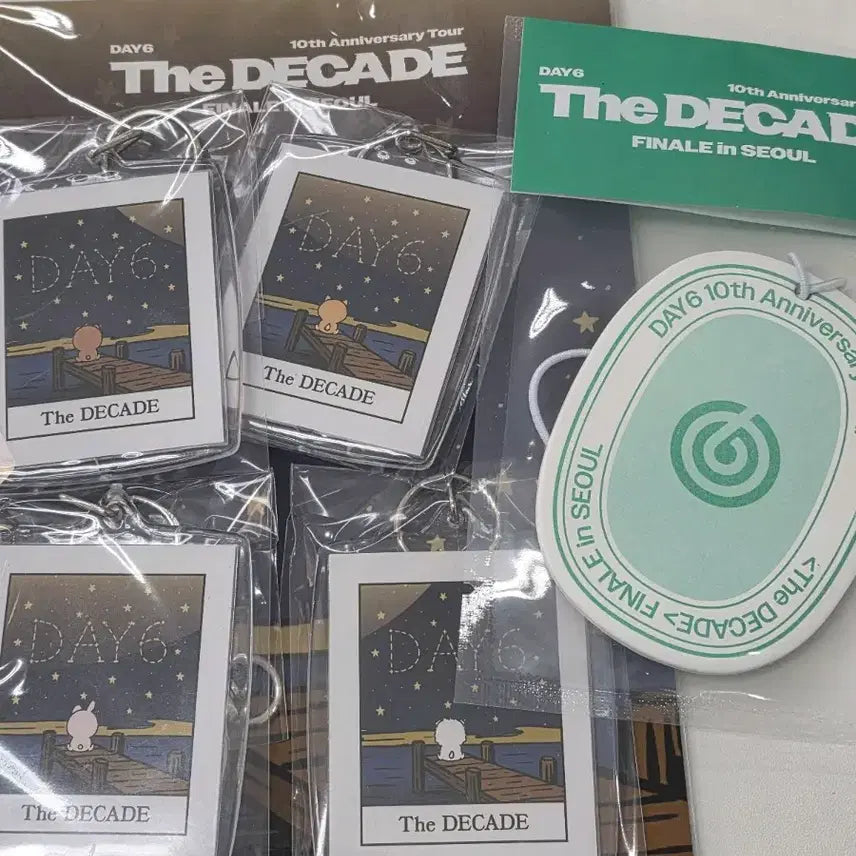 [BUNJANG] DAY6 Encore Fanclub Gift Keyring &amp; Air Freshener Set / 데이식스 앙콘 팬키프트 팬클럽 기프트