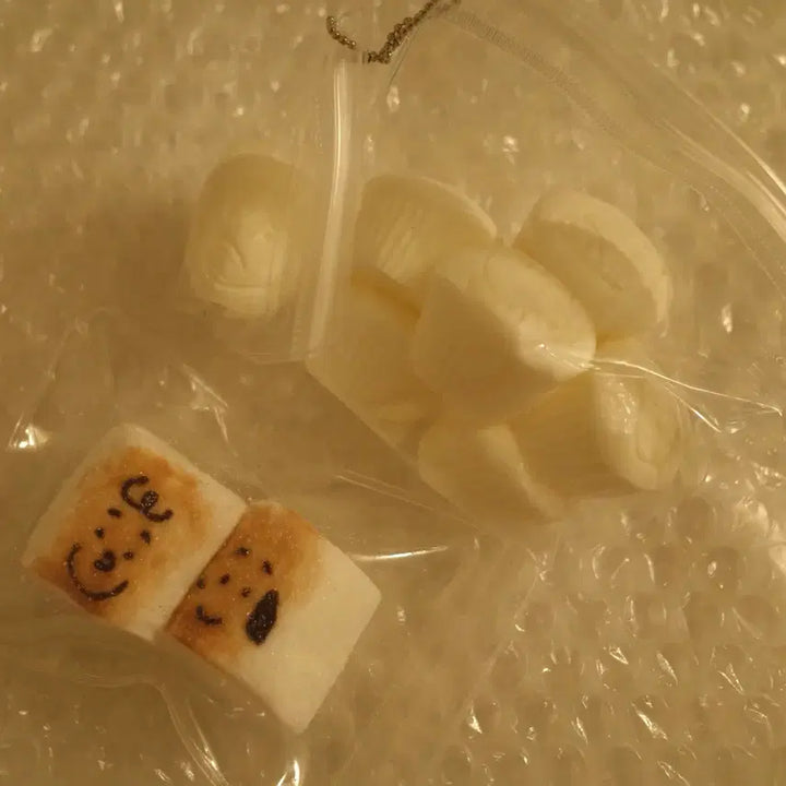 [BUNJANG] Dimodimo Snoopy Marshmallow Muffin Squishy Bundle Set / Dimodimo 디모디모 스누피 말랑이 일괄 샤오홍슈
