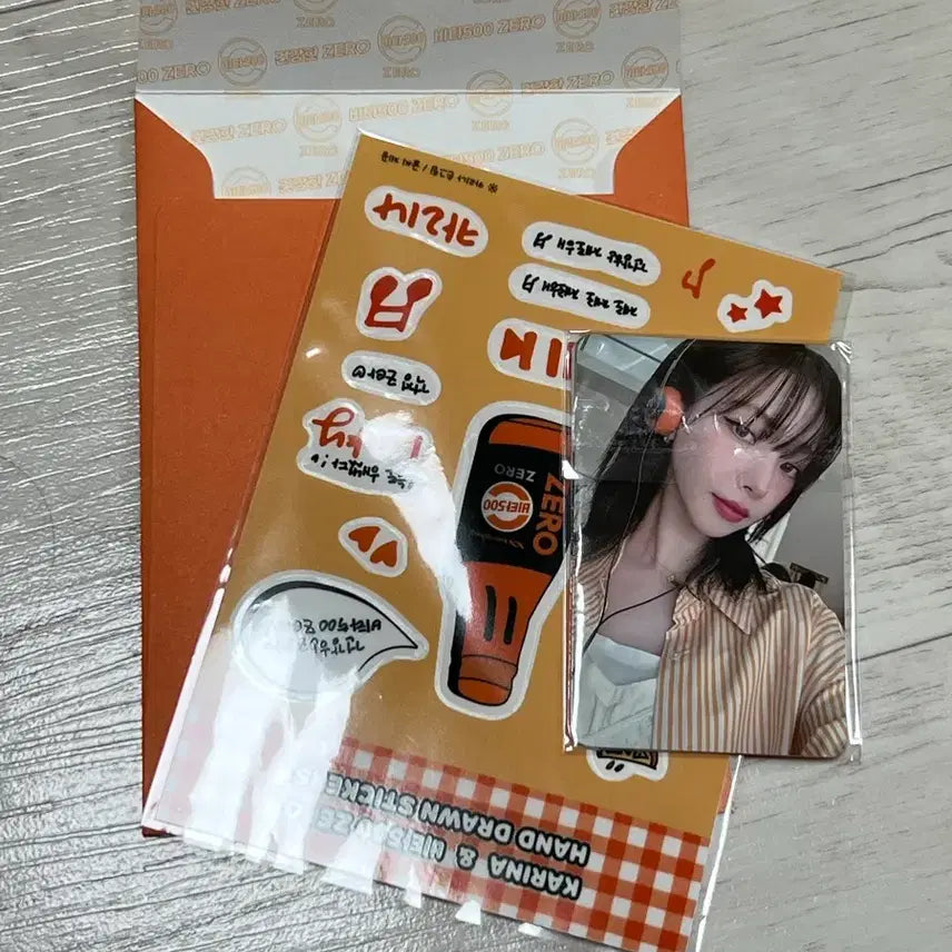 [BUNJANG] Karina aespa Vita 500 Photocard + Sticker Set / 카리나 비타오백 포카 + 스티커