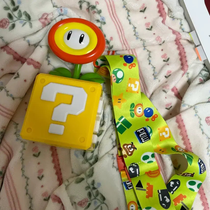 [BUNJANG] Universal Studios Japan Nintendo World Fire Flower Drink Container / 유니버셜 스튜디오 재팬 닌텐도월드 슈퍼마리오 파이어플라워