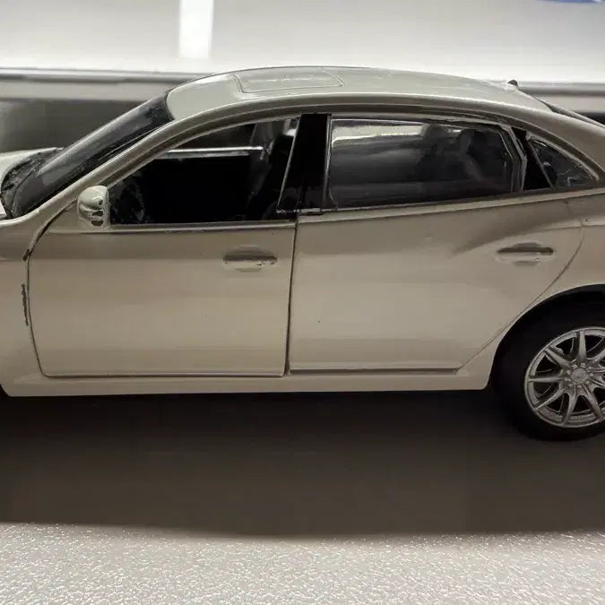 [BUNJANG] Clover Equus 1:35 Die-cast Model Car / [A급]크로바 에쿠스 국산미니카 1:35 다이캐스트