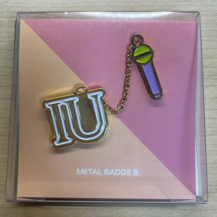 [BUNJANG] IU UAENA Metal Badge Set / 아이유 유애나 메탈 뱃지 세트